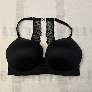 Victoria’s Secret Incredible Wireless Padded Bra